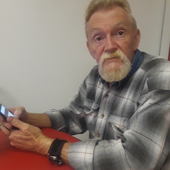 Meet your Posher, Richard - Picture 1 of 1